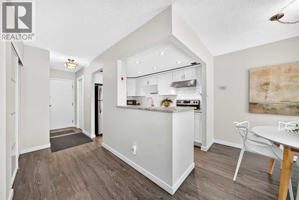 804, 1323 15 Avenue SW — photo 7