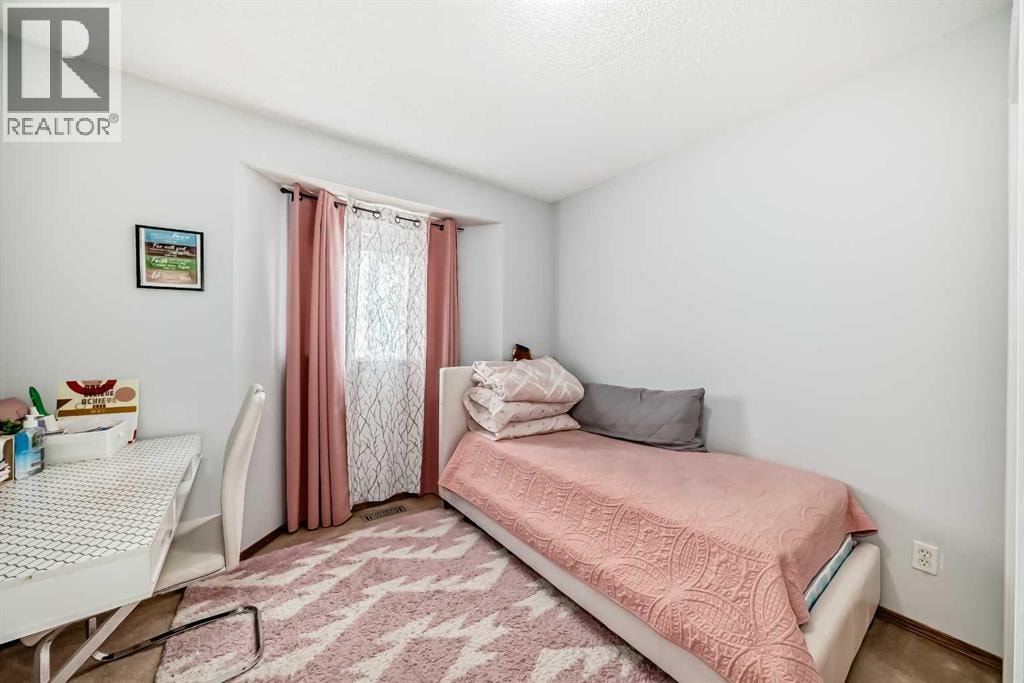 57 Mt Aberdeen Manor SE — photo 15