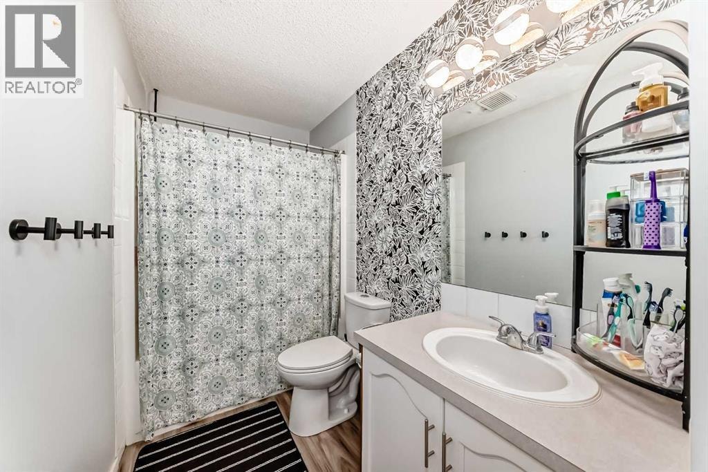57 Mt Aberdeen Manor SE — photo 16