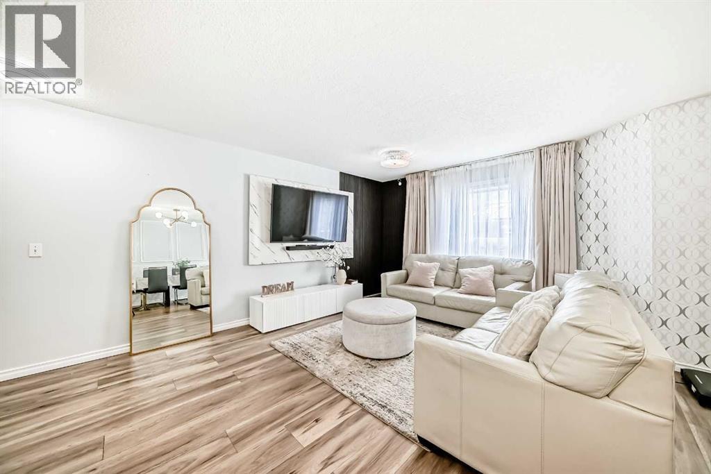 57 Mt Aberdeen Manor SE — photo 5