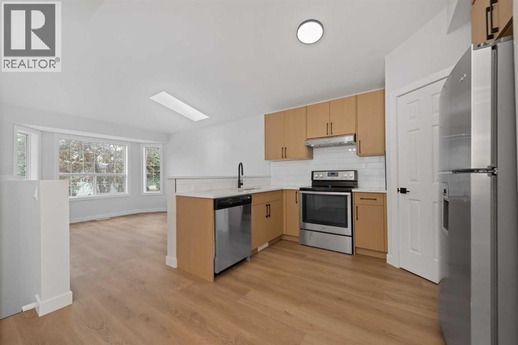 207 coral springs Circle NE — photo 2