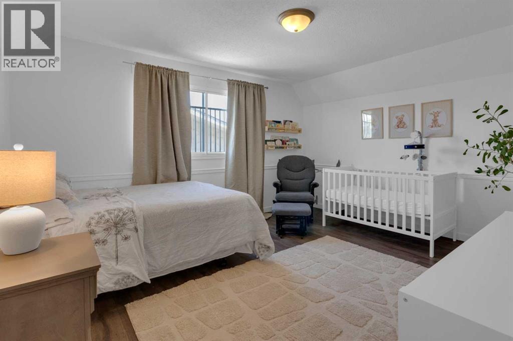 2 Crocus Crescent — photo 23