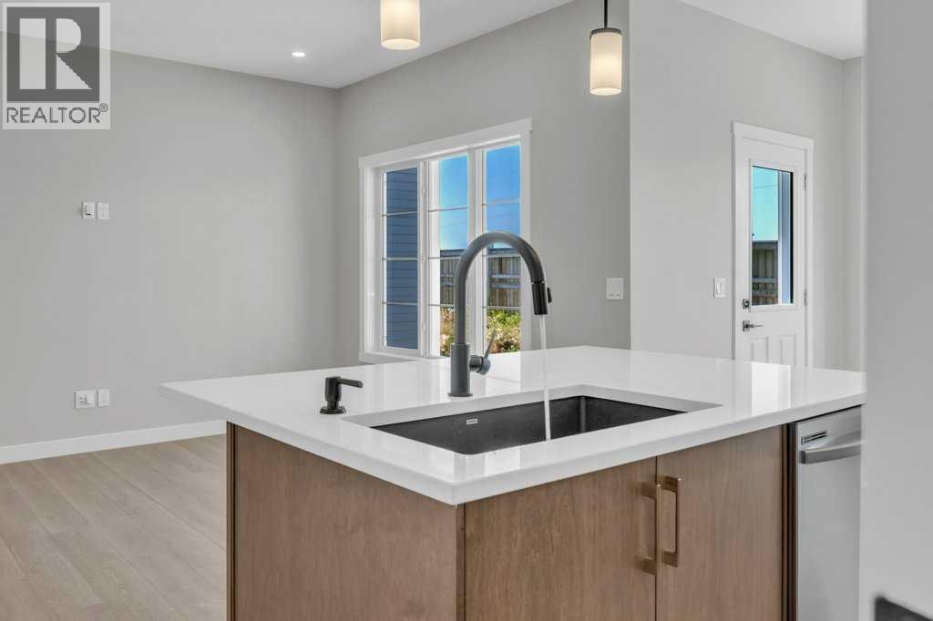 203 Homestead Common NE — photo 13