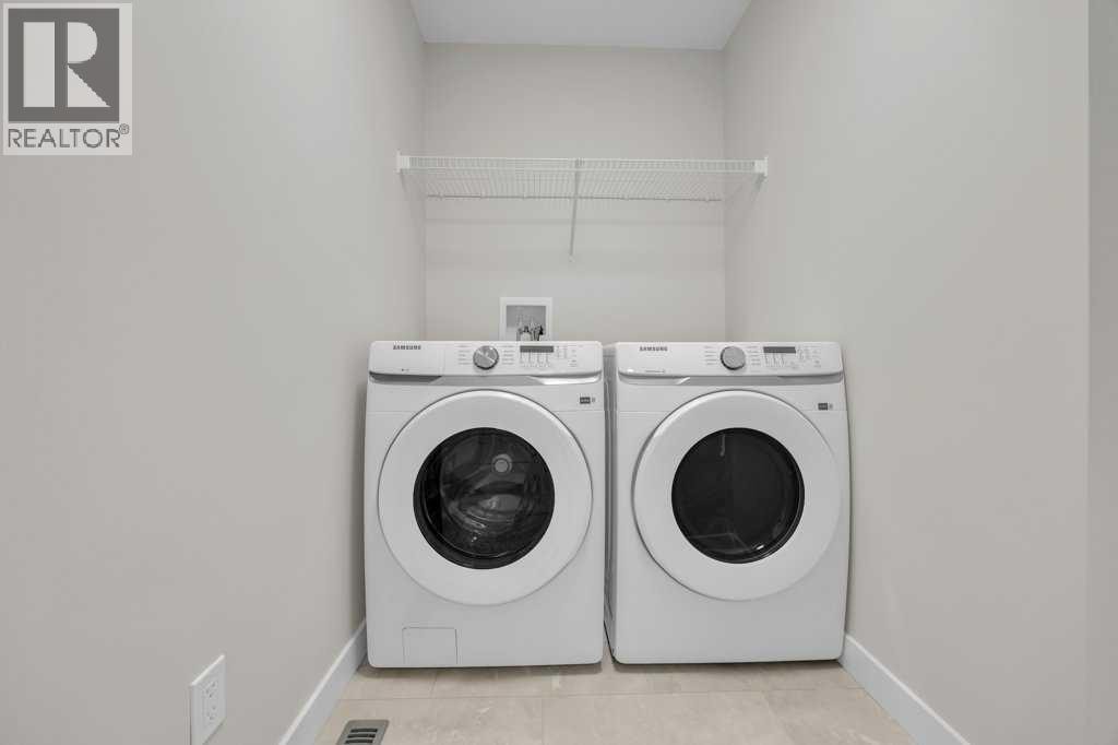 203 Homestead Common NE — photo 31