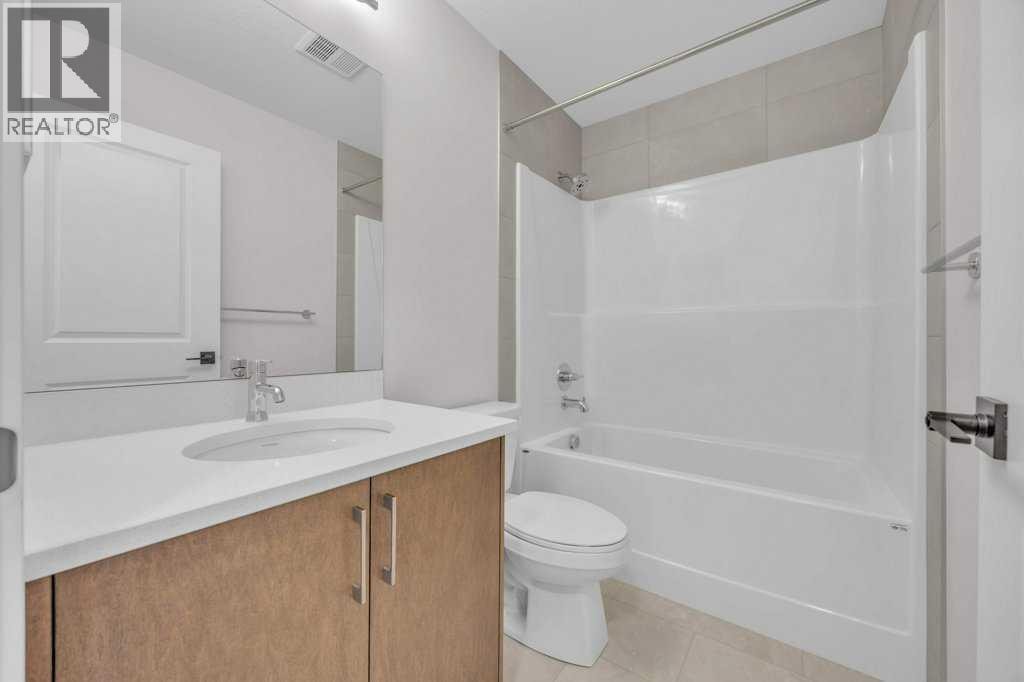 203 Homestead Common NE — photo 32