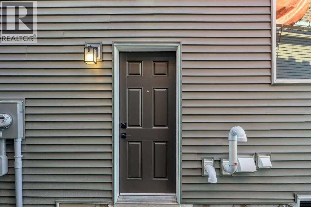 203 Homestead Common NE — photo 38