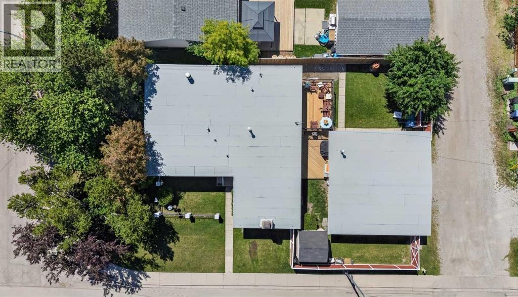 6451 70 Street NW — photo 5