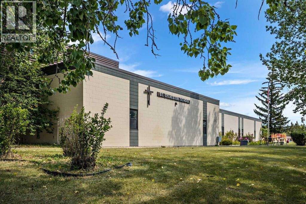 6451 70 Street NW — photo 44