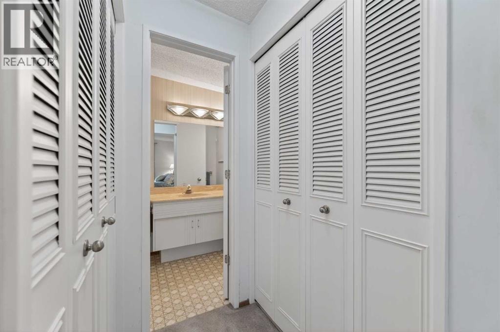 6451 70 Street NW — photo 17