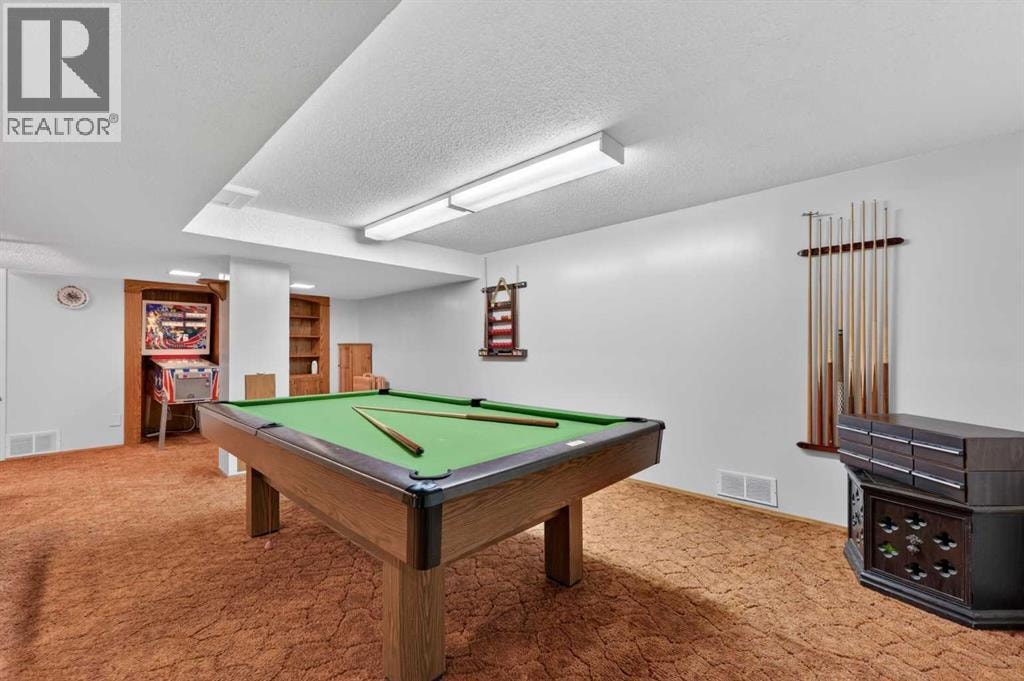 6451 70 Street NW — photo 25