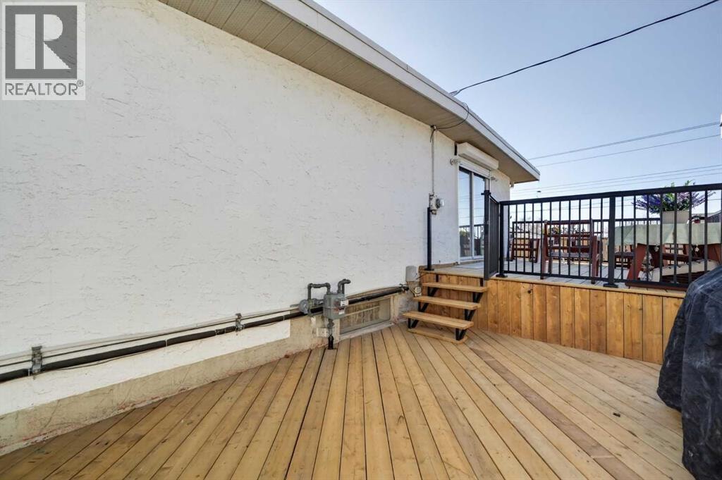 6451 70 Street NW — photo 37