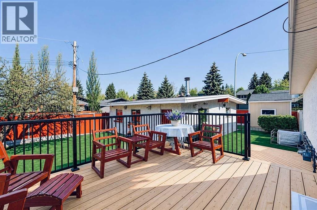 6451 70 Street NW — photo 32