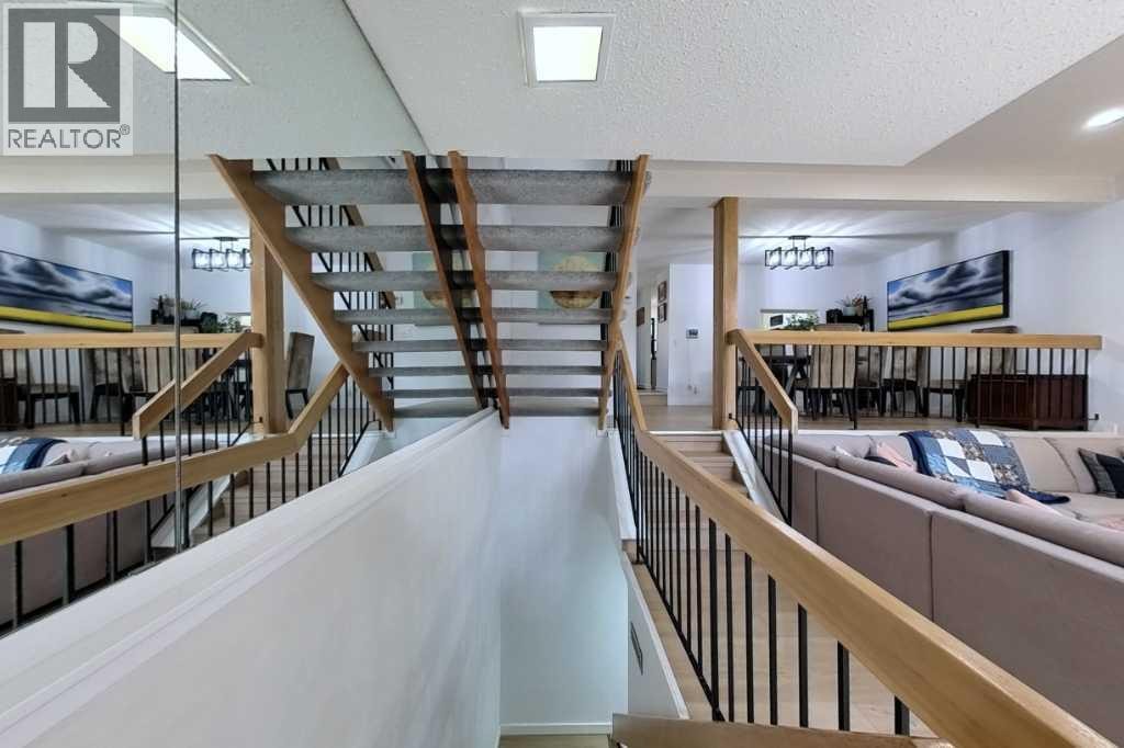 425, 3131 63 Avenue SW — photo 30