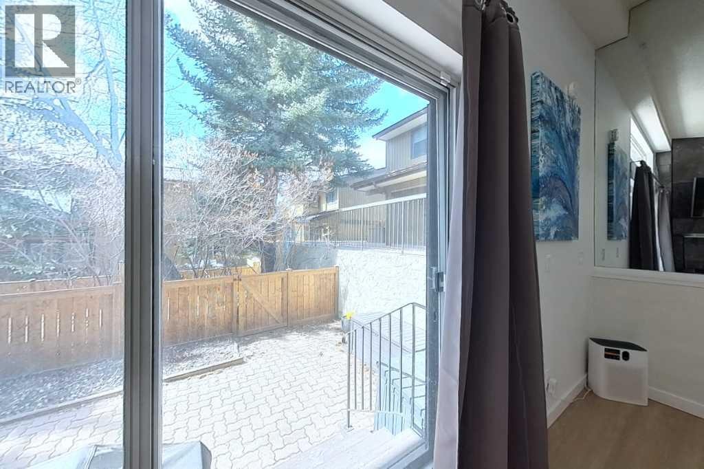 425, 3131 63 Avenue SW — photo 14