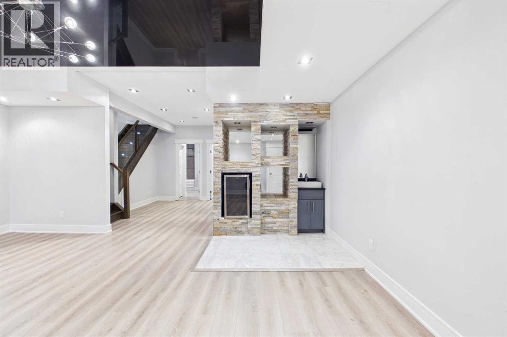 2430 28 Avenue SW — photo 37