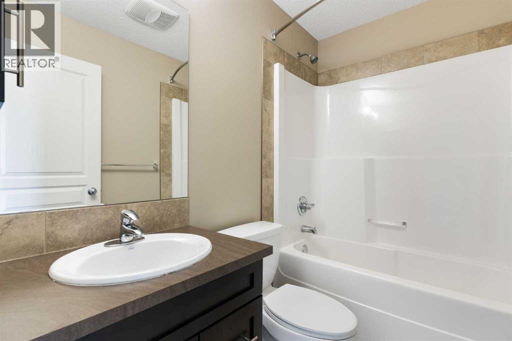 638 River Heights Crescent — photo 30