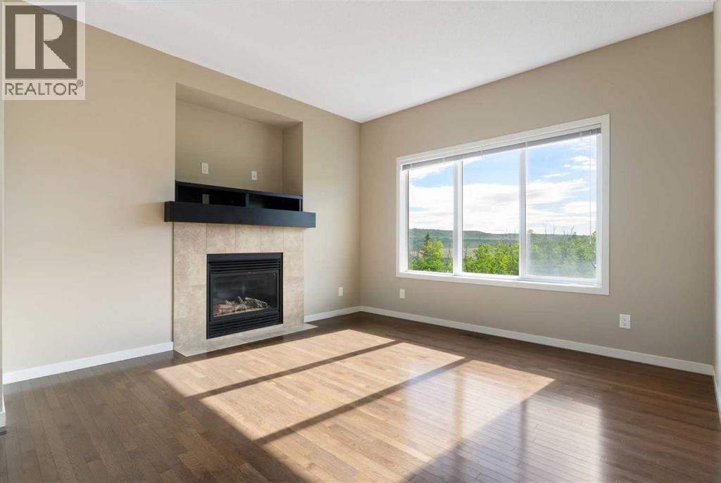 638 River Heights Crescent — photo 4
