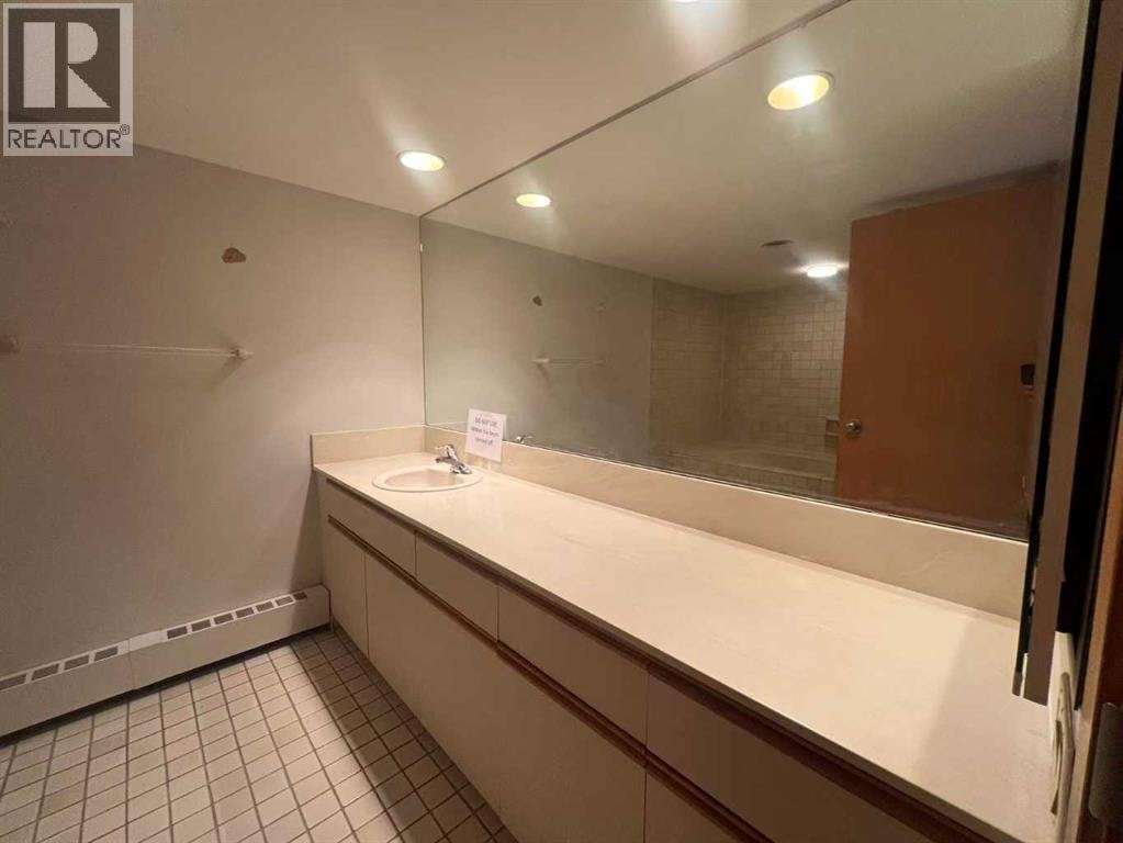 202A, 500 EAU CLAIRE Avenue SW — photo 15