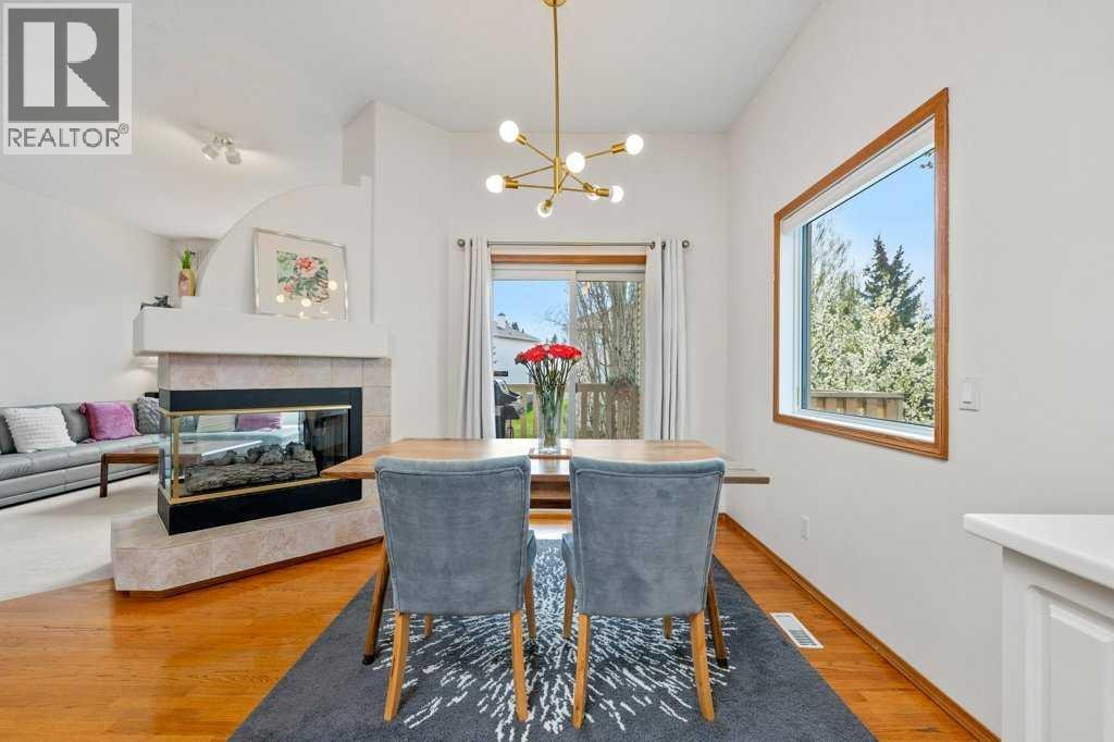 125 Woodpark Close SW — photo 11