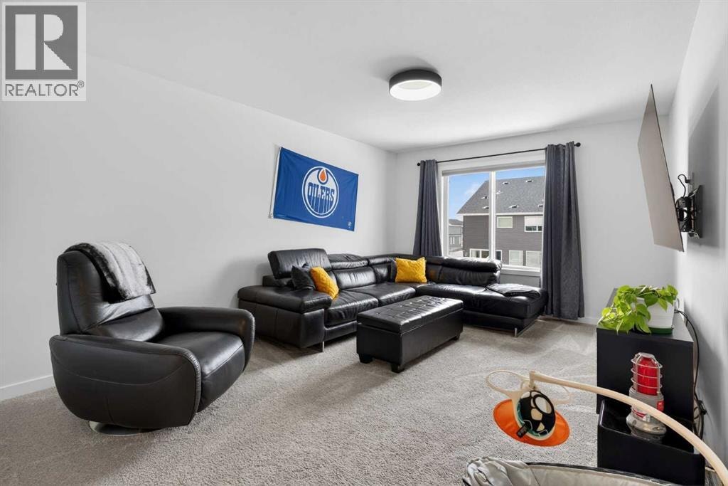 553 Baywater Manor SW — photo 3