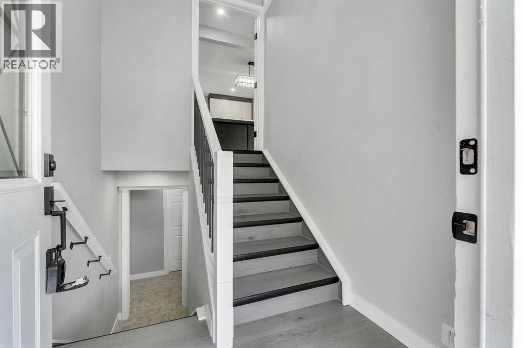 3211 60 Street NE — photo 4