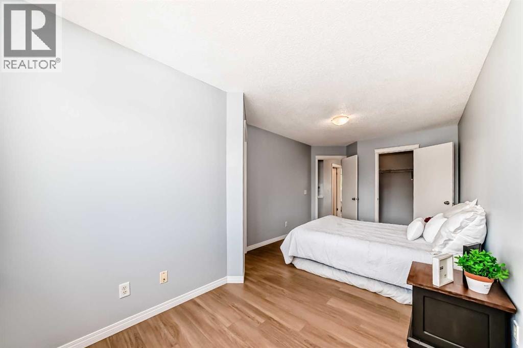 142 AUBURN BAY Heights SE — photo 32
