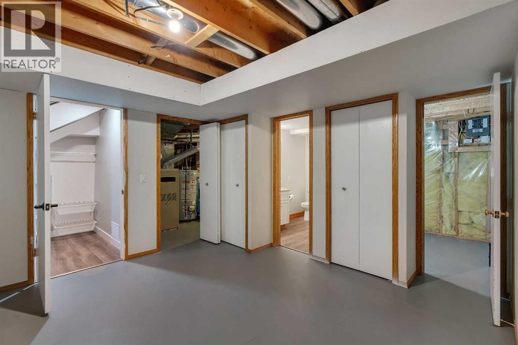 370 Brae Glen Crescent SW — photo 24