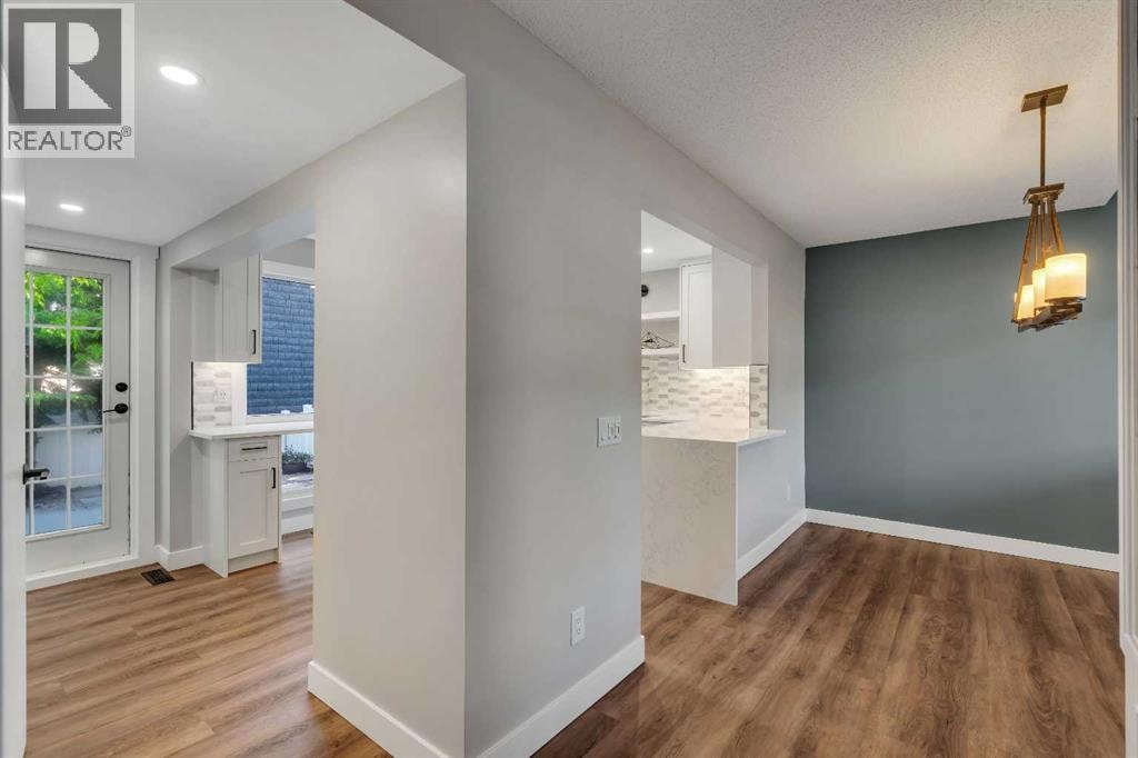 370 Brae Glen Crescent SW — photo 8