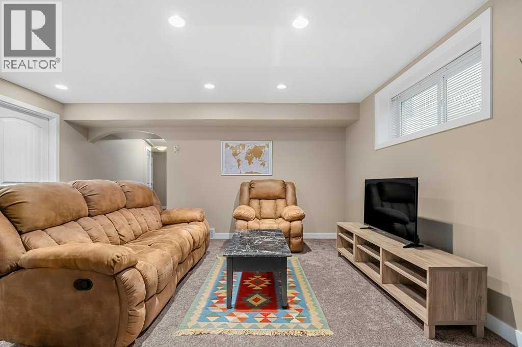 140 Panamount Circle NW — photo 33