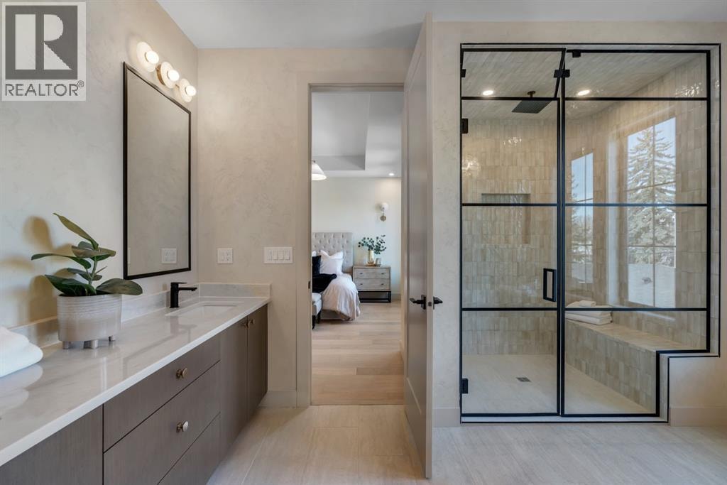 2034 49 Avenue SW — photo 34