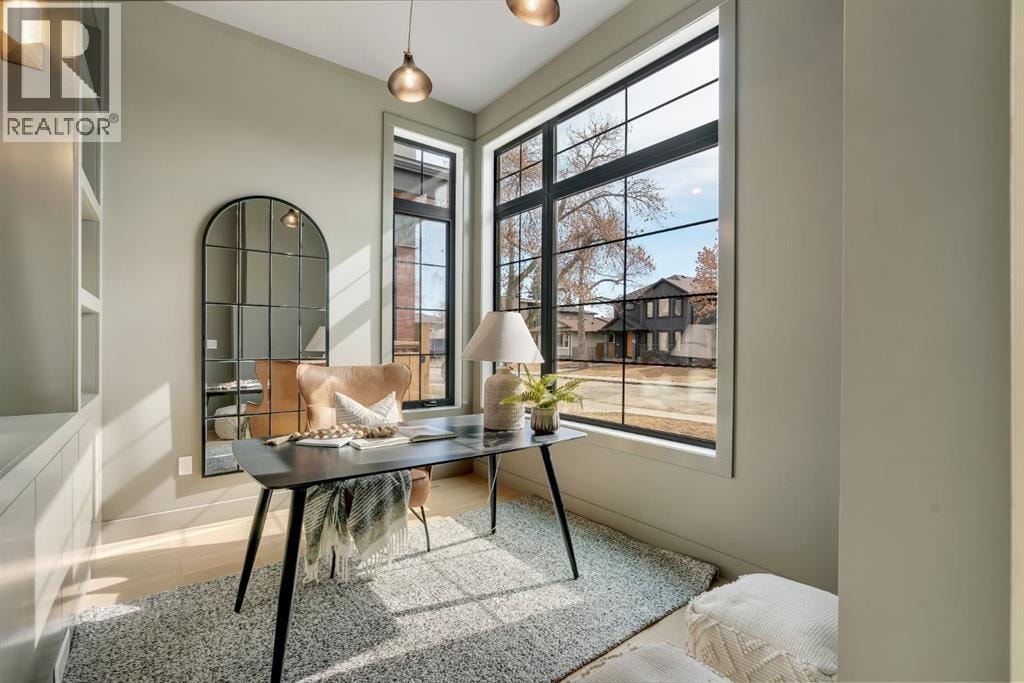 2034 49 Avenue SW — photo 4