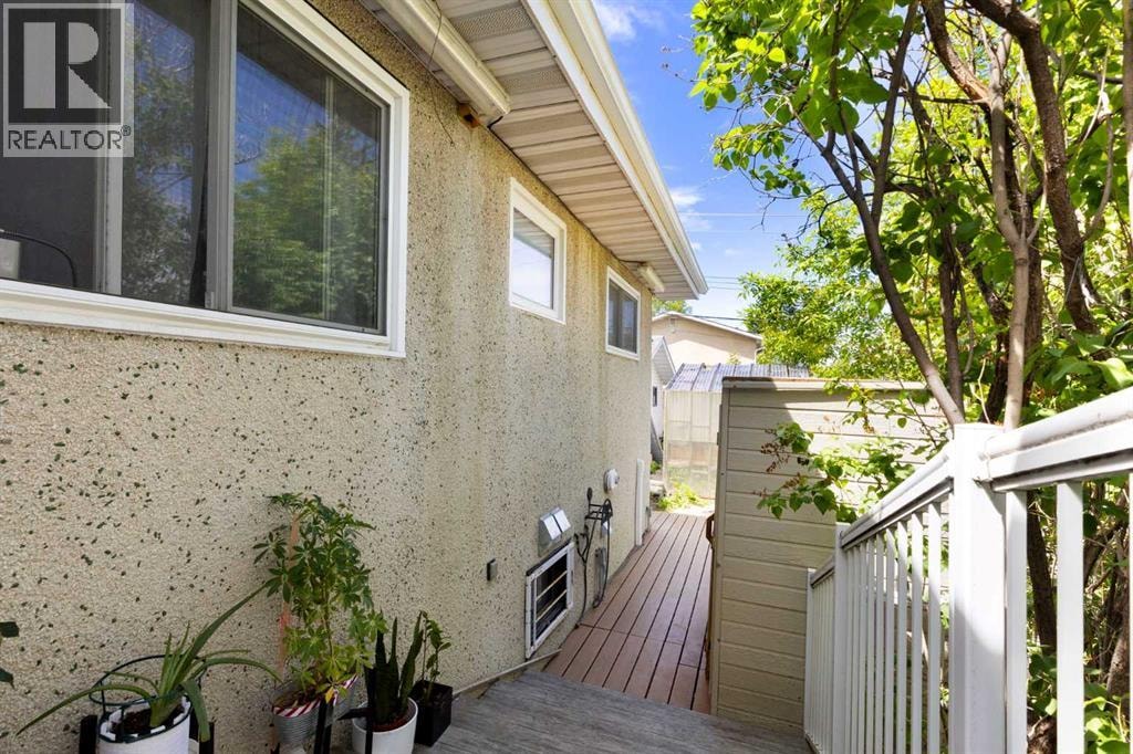 1016 Hunterdale Place NW — photo 34
