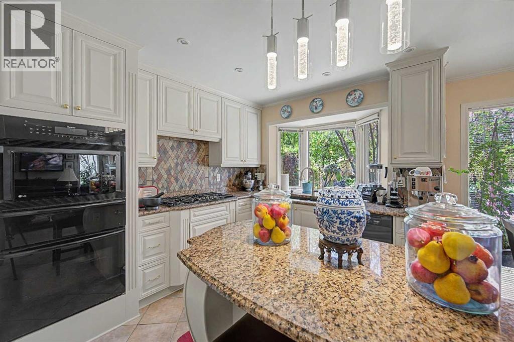 2020 Sirocco Drive SW — photo 12