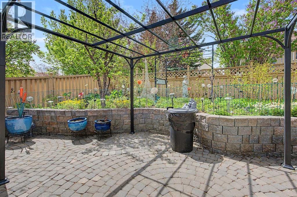 2020 Sirocco Drive SW — photo 41