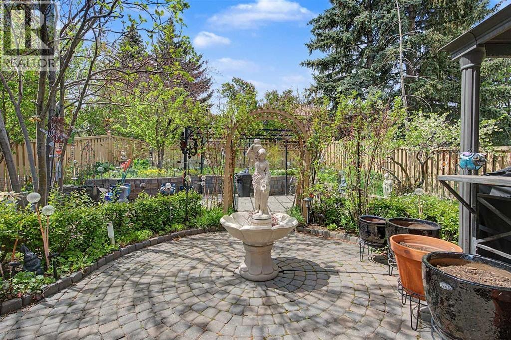 2020 Sirocco Drive SW — photo 40