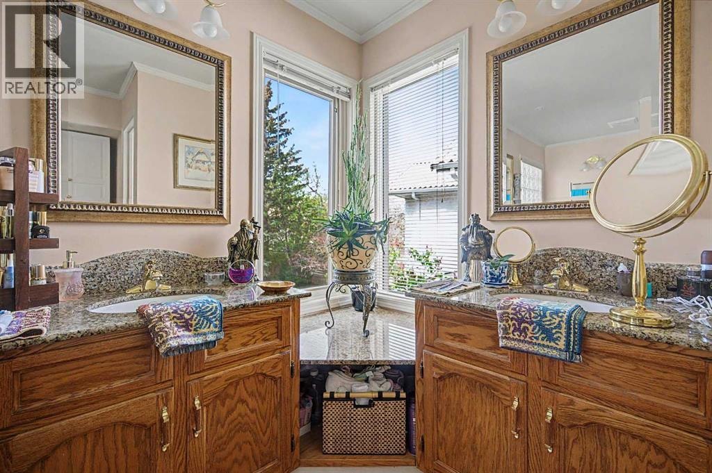 2020 Sirocco Drive SW — photo 32