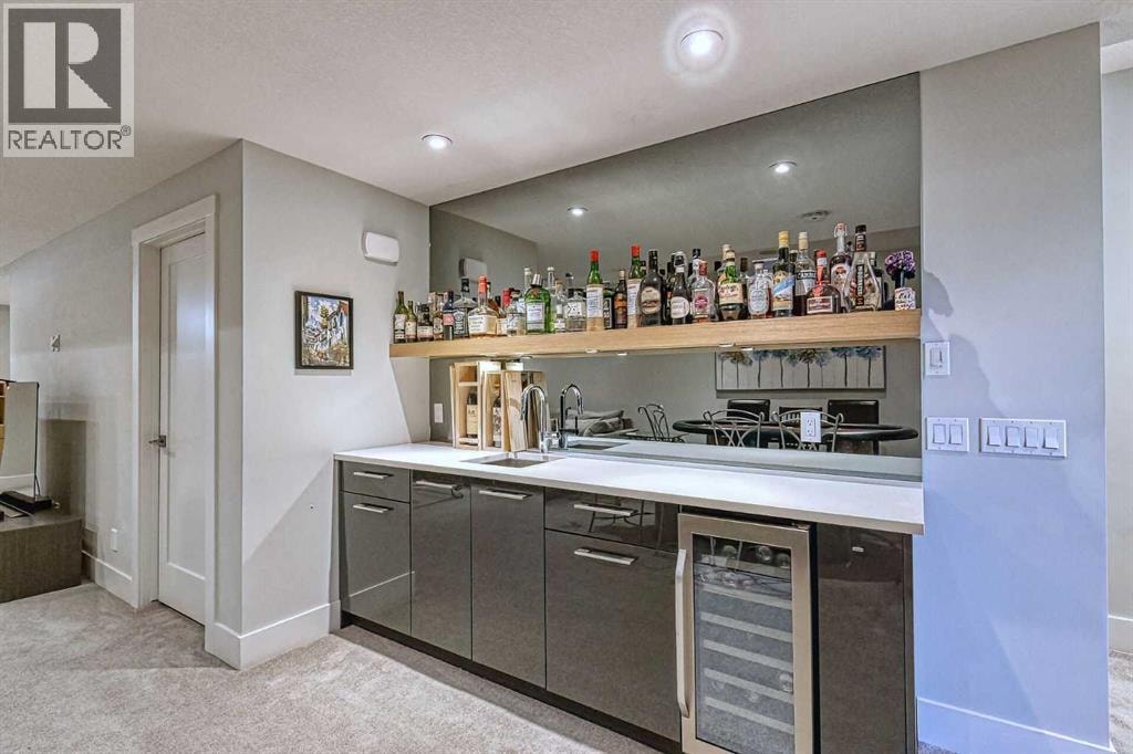 2418 24A Street SW — photo 37