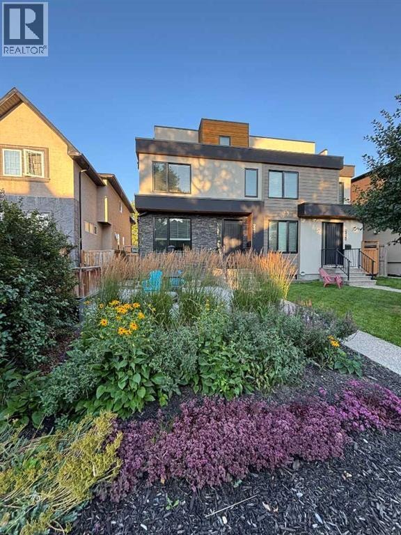 2418 24A Street SW — photo 2