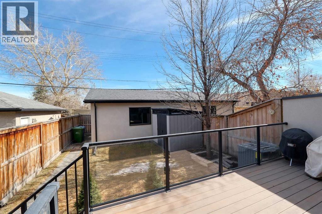 2418 24A Street SW — photo 41