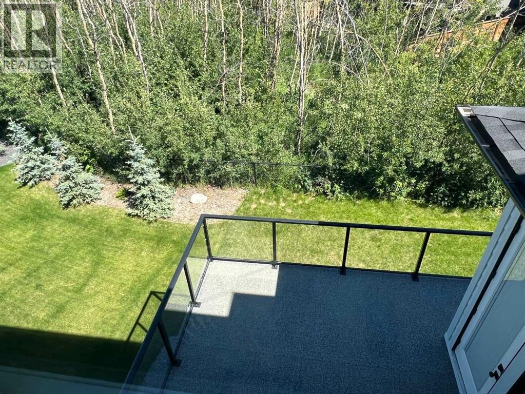 48 Rockcliff Terrace NW — photo 24