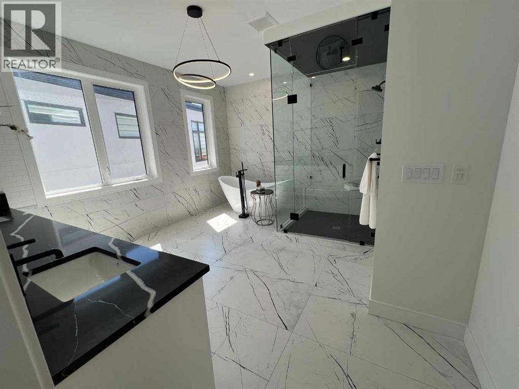 48 Rockcliff Terrace NW — photo 33