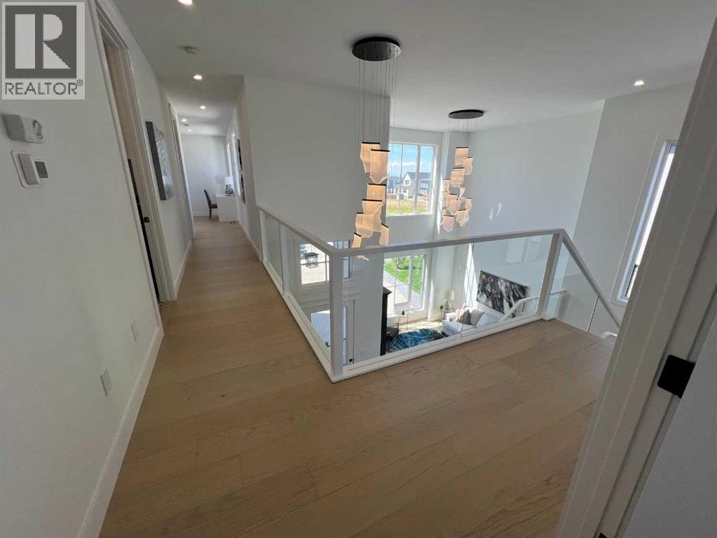48 Rockcliff Terrace NW — photo 36