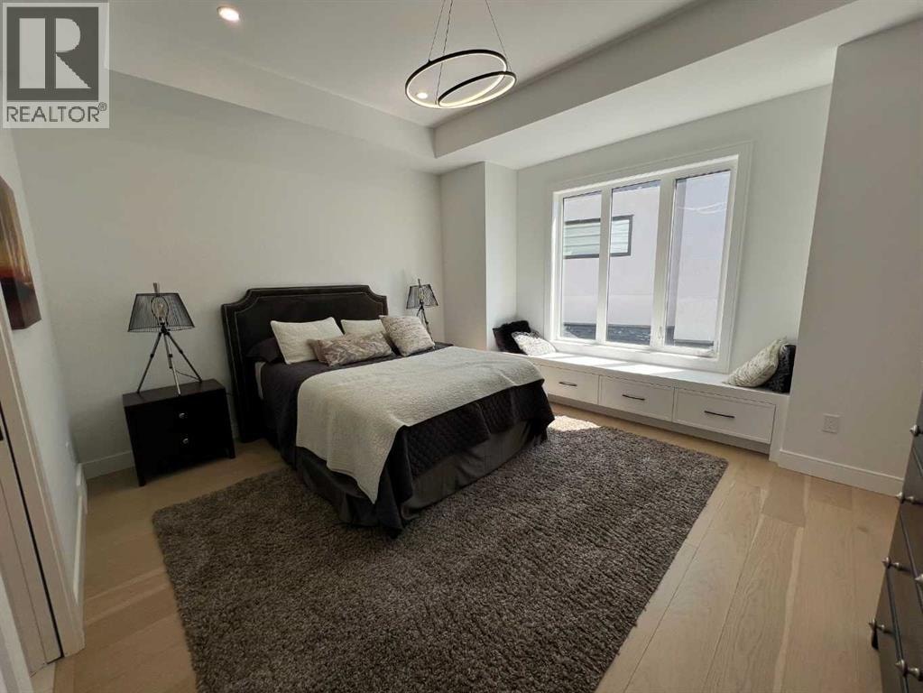48 Rockcliff Terrace NW — photo 37
