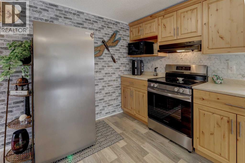 256 Burroughs Circle NE — photo 5