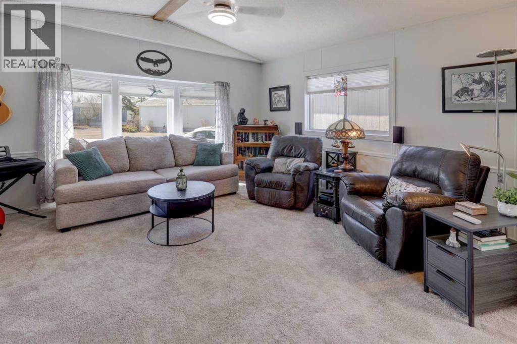 256 Burroughs Circle NE — photo 8