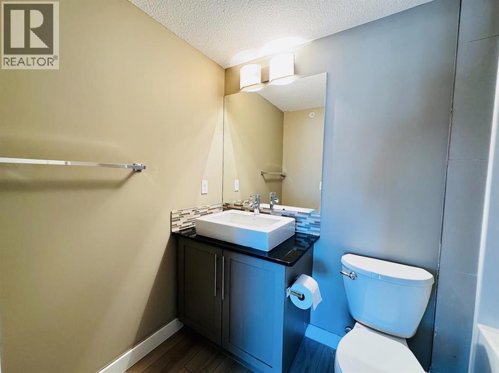 6413, 155 Skyview Ranch Way NE — photo 12