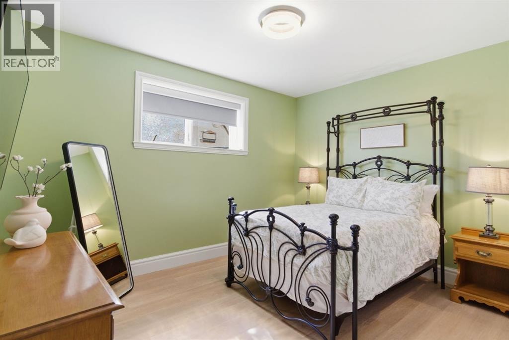 320 Clearwater Cove — photo 31