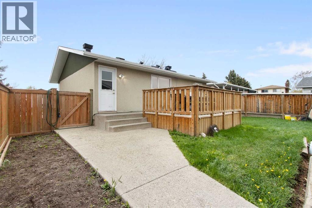 124 Maitland Drive NE — photo 30