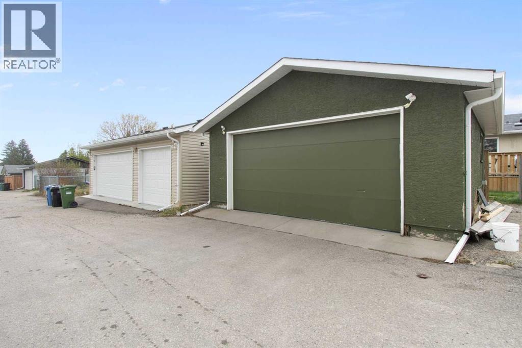 124 Maitland Drive NE — photo 34
