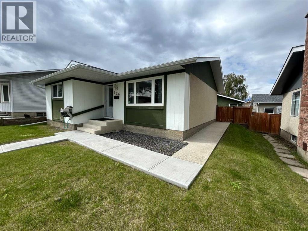 124 Maitland Drive NE — photo 40
